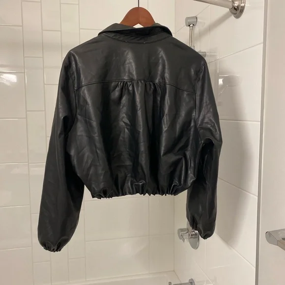 Cleo Black Leather Cropped Jacket - Picture 2 of 3